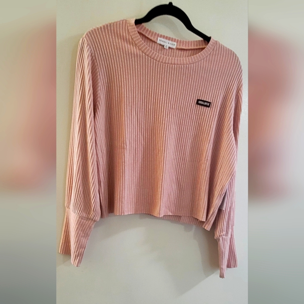 NWT KENDALL +KYLIE ribbed knit cropped sweatshirt - Picture 2 of 4